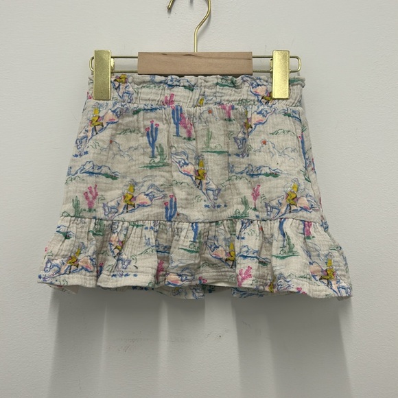 Floral Print Ruffled Skirt with built in shorts *new* - Picture 3 of 3